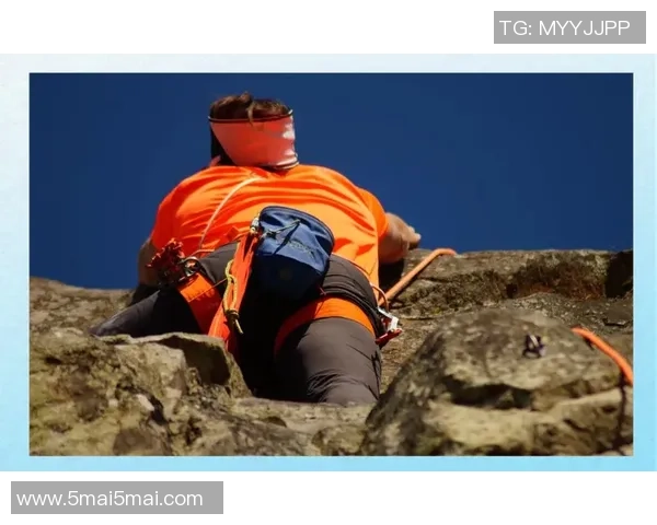 深圳攀岩队的精神探索与挑战之旅:攀岩巨献的背后故事 深圳攀岩队的精神探索与挑战之旅:攀岩巨献的背后故事