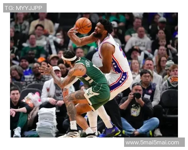 76人对阵雄鹿的精彩赛果分析与比赛亮点回顾 76人对阵雄鹿的精彩赛果分析与比赛亮点回顾